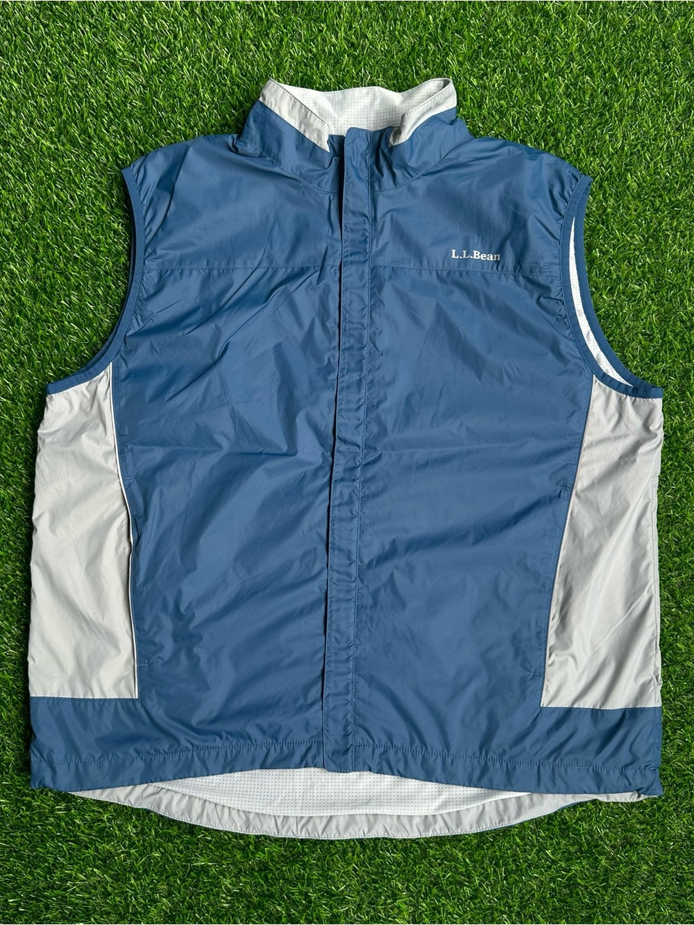 L.L. Bean Blue and Gray Colorblock Lightweight Windbreaker Vest
